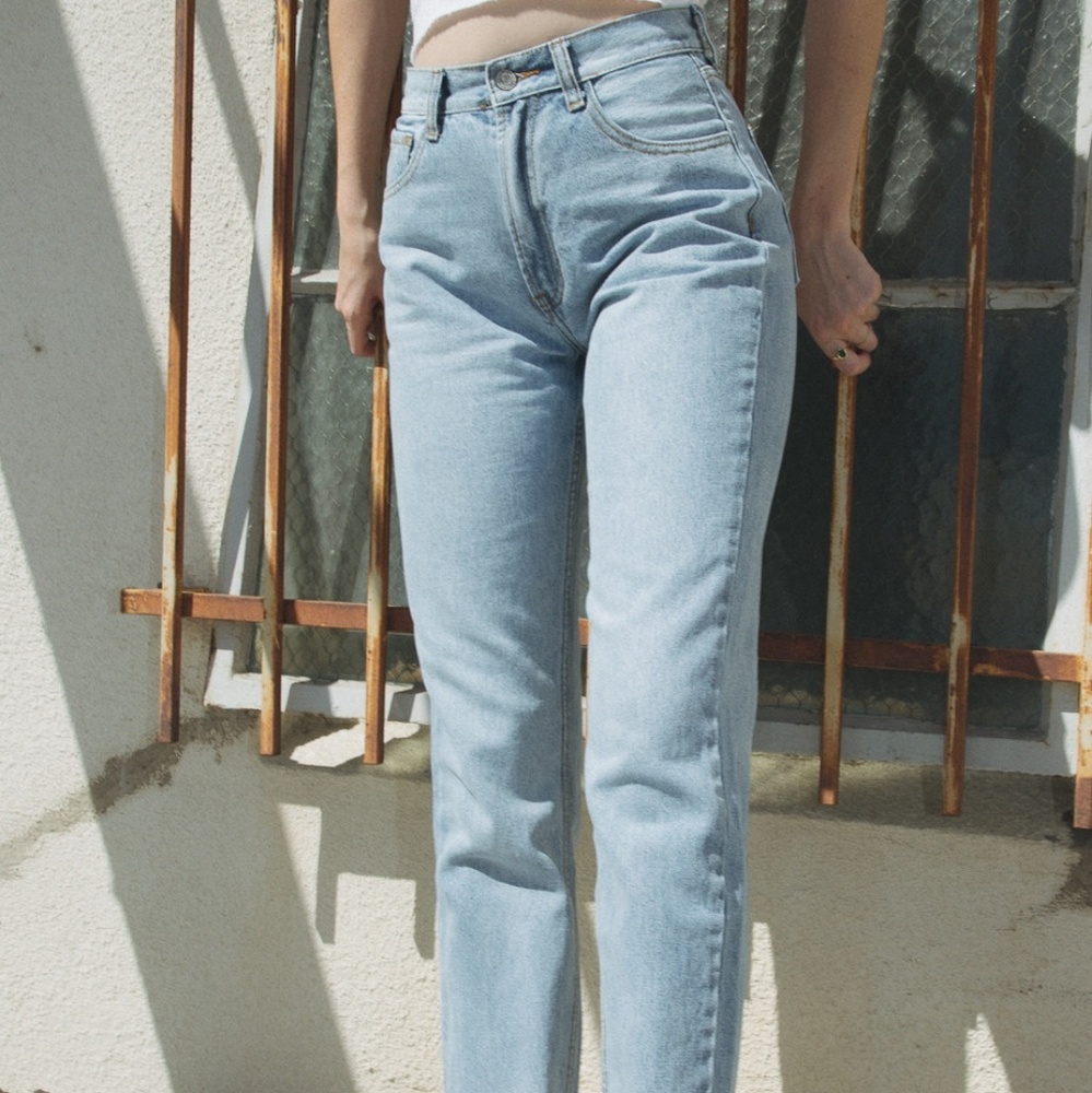 Brandy Melville Danny Light Wash Jeans